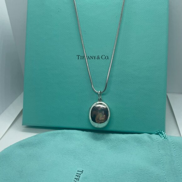 Tiffany & Co Sterling Silver Oval Locket Pendant w/ 17" Snake Chain Necklace - Picture 13 of 15
